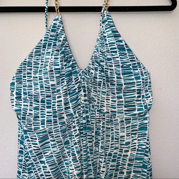 Express Chain Halter Top - Picture 3 of 7